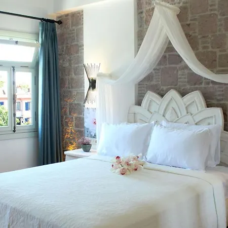 Otel ına Cunda Art *