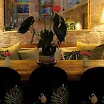 Ina Cunda Art Ayvalı