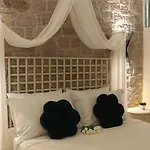 Ina Cunda Art Hotell Ayvalı
