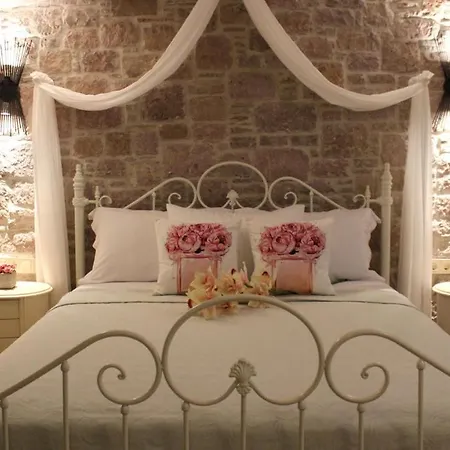Ina Cunda Art Ayvalik