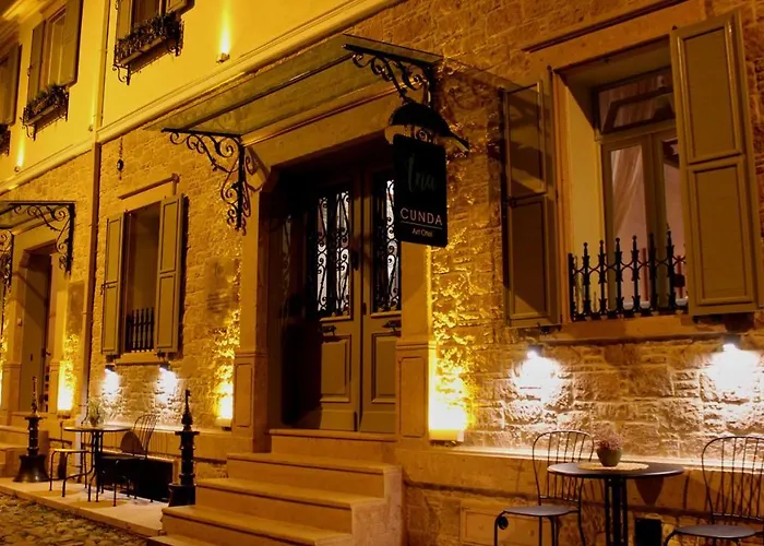 فندق Ina Cunda Art