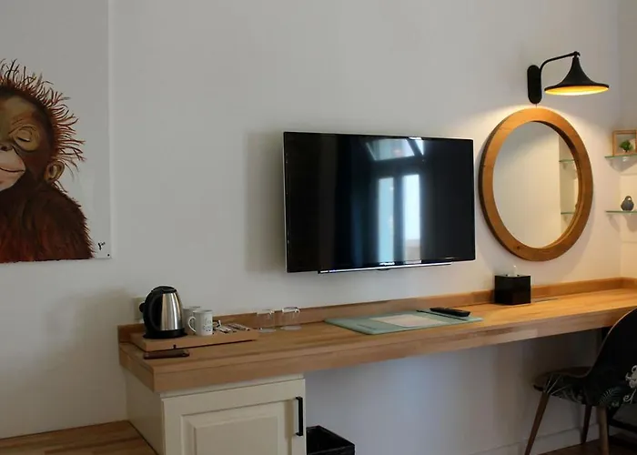 Ina Cunda Art فندق *