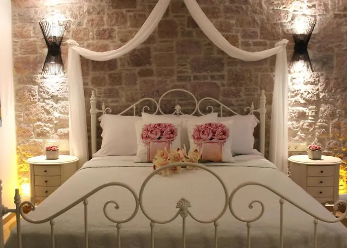 Ina Cunda Art Ayvalı